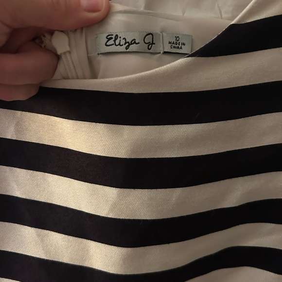 Floral Eliza J Dress- Size 10 - Picture 4 of 4